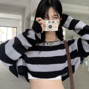 Suéteres de mujer Y2k Girl Grey Black Stripe Loose manga larga Mujer Casual Outdoor Knit Pullover Crop Sweater Off Shoulder Short Jumper
