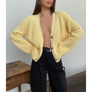 Suéteres de mujer Cárdigan de punto amarillo para mujer elegante casual suéter suelto otoño invierno manga larga básico cálido puentes abrigo 2023 230831