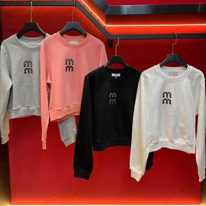 Sweatshirts pour femmes Sweator Sweat à capuche Miu Fashion Coton Round Neck Pullover Hot Diamond Letter Pull à manches longues T-shirt Broidered Spotify Premium Hoody