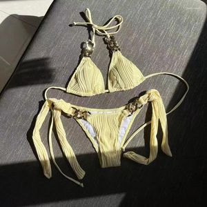 Trajes de baño para mujeres Cadena de 2 piezas Triángulo Halter Lingle Tada Bikini Sets trajes de baño Beachwear