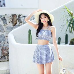 Maillots de bain pour femmes 2023 Style coréen Femmes Deux pièces Maillot de bain Jupe à carreaux Conservateur Summer Holiday Beachwear