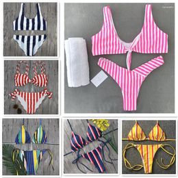 Swimwear féminin 2024 bikinis Sexy Biquinis brésilien Brésilien Push Up Bikini Striped Trajes de Bano Badpak Mujer Trikini