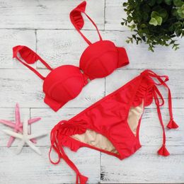 Swimwear féminin 2024 Brand Beach Red Bandage Bikini Sexy Femmes Bra Swimwars For Woman Halter Swimsuit 1841