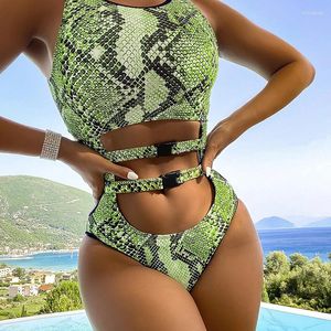 Swimwear Women 2024 Green Snakeskin One Piece Bikini Halter Ring Beach Summer Triangle Sag Sac de bain Bathing