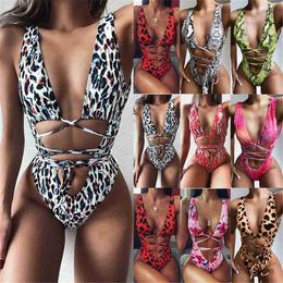 Swimwear féminin 2024 Swimwear Hollow Sexy Bandage Femme Plaqué un morceau de maillot de bain Monokini Biquini Traje de Bano Mujer Trikini Badpak Femme