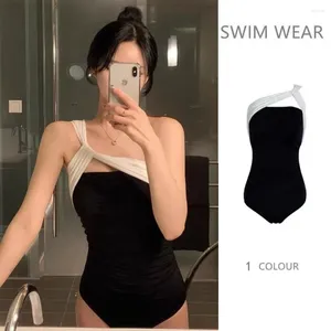 Swimwear féminin 2024 One Piece Korea Style Texturé sur la plage épaule Portez une mignonne maillot de bain à manches longues Monokini Femme Femme