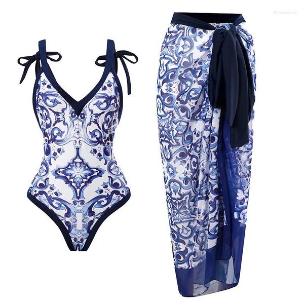 Swimons de maillots féminins 2024 Suise de bain imprimée une pièce Strap de plage Robe de plage Sous-terre du maillot de bain Summer en mousseline de soie