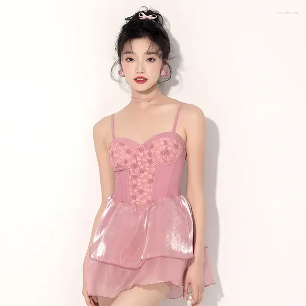 Traje de baño para mujer 2024 Traje de baño de una pieza Mujeres Coreano Sling Pink Falda Sólida Estilo Adelgazamiento Traje de baño Verano Playa Vacaciones