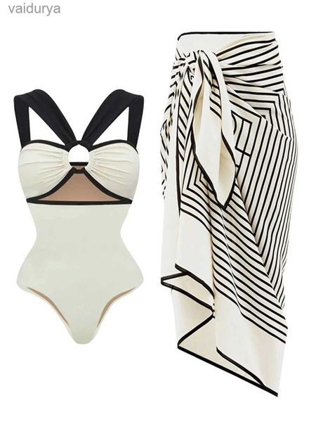 Maillots de bain pour femmes 2024 Designer d'été Nouveau costume de bikini pour femme Noir et blanc Épissage Sexy Cross-Sangle One-Pièce YQ240330