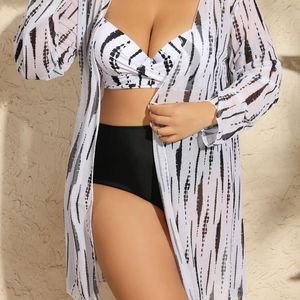Dames badmode 2024 Zebra zwart -wit streep contrast driedelig bikini groot dikke meid zwempak
