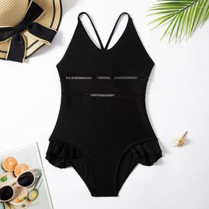 Dames badkleding 5-12 jaar Solid Black Girl One Piece Swimsuit Kids Hollow Out Children's Ruffle Trim Bathing Suit 2023 Summer Beachwear