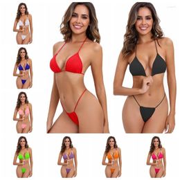 Bikini de maillots de bain pour femmes définit deux pièces de maillot de bain Bralette à coupe haute rembourrée.