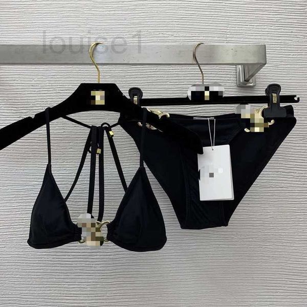 Traje de baño para mujer Marca de diseñador 2024 Nuevo traje de baño sexy de aguas termales Bikini de tres puntos de metal Pecho pequeño Deseo puro Vacaciones YCBI