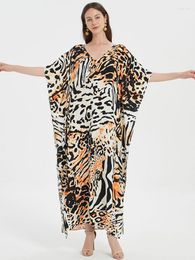 Traje de baño de mujer EDOLYNSA 2022 bohemio estampado suelto Kaftan Casual vacaciones de verano Maxi vestido ropa de mujer ropa de playa traje de baño cubrir