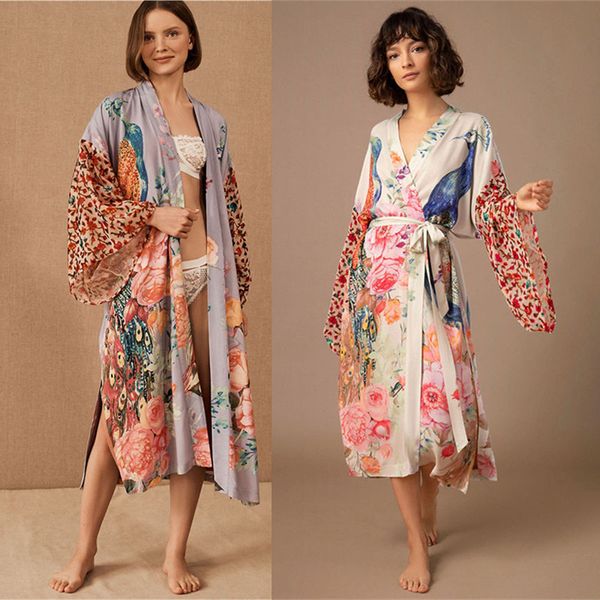 Maillots de bain pour femmes Robe de plage élégante Robe tricotée Tunique Bikini Femmes Sexe Pyjama Robe Plage Cardigan été 230914