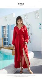 Maillots de bain pour femmes Mode Sexy Belle robe de plage Femme Été Bord de mer Vacances Rouge Dos ouvert Volants à manches longues