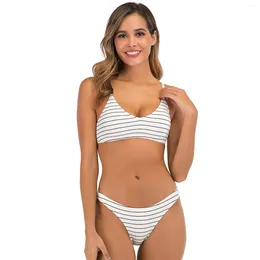 Swimwear pour femmes en gros en gros 2024 Bikini européen et américain Sexy Split Swimsuit Amazon Striped