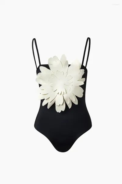 Swimwear féminin Grande fleur 3D 2024 Femmes Summer One Piece Black Massuit de bain Bathing Isthing Vacation Sexy /