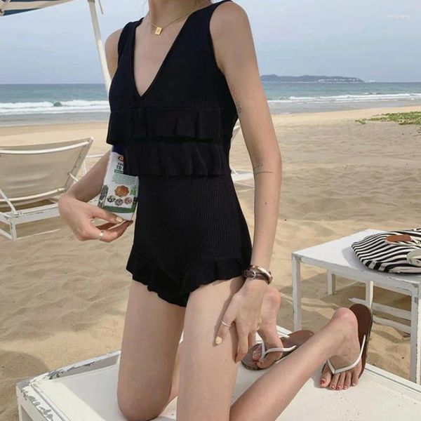Swimwear Women's One Piece Swimsuit Summer Beach Bathing Fssue solide Monokini Ruffle Jumps Curchs Female Pladwear Corée Style