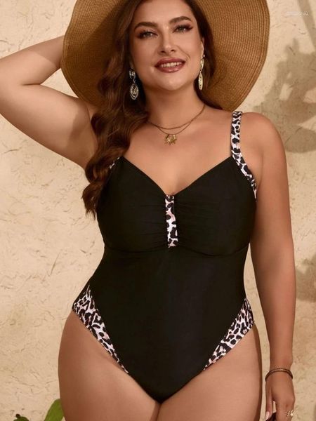 Swimwear pour femmes Plus taille 5xl Femmes 2024 Bikini sexy un maillot de bain fermé Bodys de push