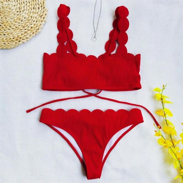 Swimwwear Women Red Bikini à cordon à créant lacet de maillot de bain sexy pour femmes brésiliennes