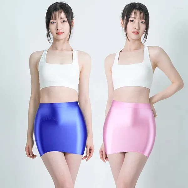 Traje de baño para mujer Falda brillante de aceite satinado Abrigo de cadera sexy Un paso Elástico Suave Medio cuerpo Súper corto