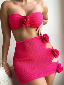 Maillots de bain pour femmes Sexy 3D Floral Designer Bikini Set 2024 Femmes Bandeau Hot Pink Push Up Cover 3 pièces Maillot de bain J240319