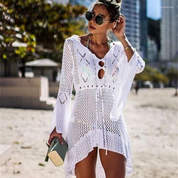 Maillots de bain pour femmes Sexy Bikini Cover Up Flare Sleeves Beach Wear Dress 2022 Hollow Out Summer Maillot de bain Smock Crochet Blouse Women's