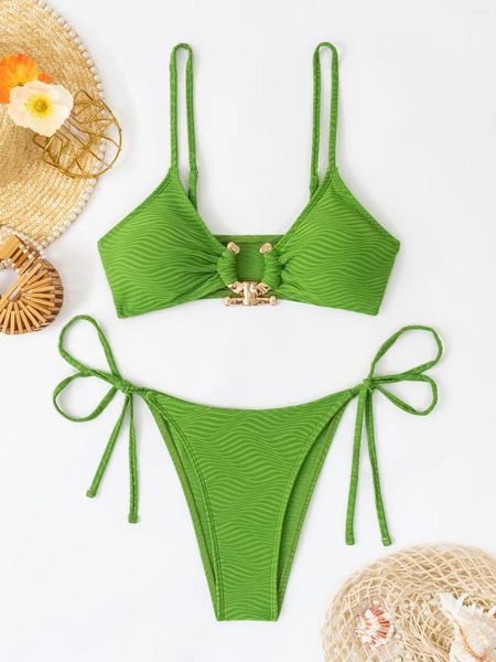 Maillots de bain pour femmes Sexy Bikini Set Green Metal Designer Push Up Micro Maillot de bain 2024 Brésilien Cut Out Maillot de bain Tie Side String