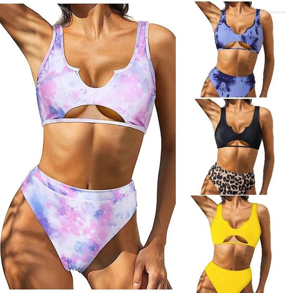 Swimwear pour femmes Bikinis Bikinis Femmes Été Two Piece Print Swimsuit Femelle Push Up Halter Bched Wrap Front High Taoning Bathing