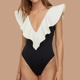 Swimwear pour femmes Sexy Deep V Ruffle Neck Monokini Briefs de maillot de bain vert