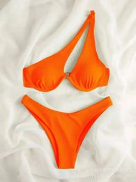 Damesbadmode Sexy Micro Bikini 2024 Dames Zomer Een Schouder Neon Hoog Uitgesneden Braziliaanse Set Push Up Zwempak Badpak