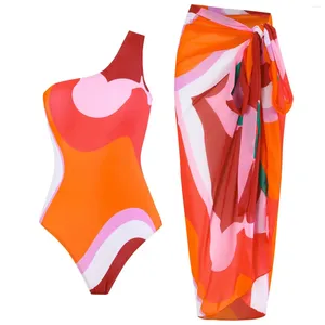 Swimwwear pour femmes MAISSE SEXY ONE-PIE avec jupe One épaule Femme Femme Patchwork Cultime de bain plage Pool de baignade 2024 Natation féminine