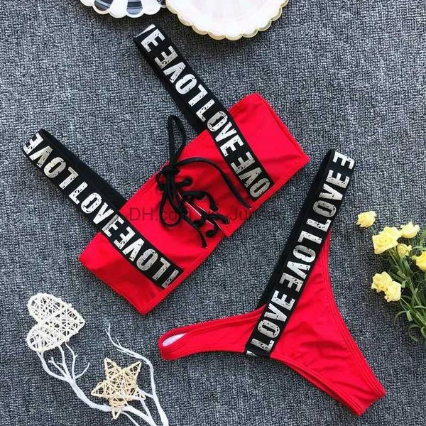 Maillots de bain pour femmes Sexy rouge Bikini ensemble 2024 nouvelles femmes lettre à lacets pansement taille basse maillots de bain rembourré Push Up maillot de bain plage maillot de bain natation T240328