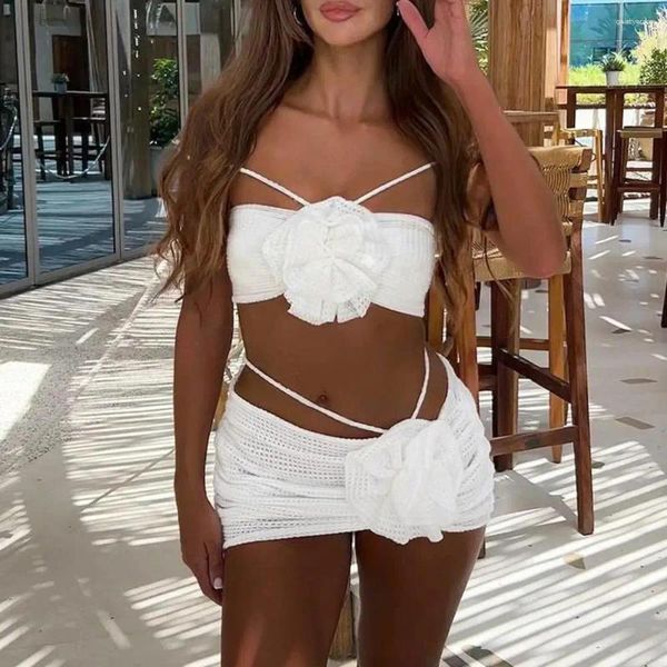 Traje de baño para mujer Traje de baño sexy Conjunto de tres piezas Bikini floral con calzoncillos de cintura alta Falda cubierta 3D Verano