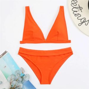 Swimwaies pour femmes Sexy V-Neck Bikini Triangle Swimsuit Thong Hook Back Y2k Trend Vacation Maillots de bain Two Piece Femmes Femmes Bathing