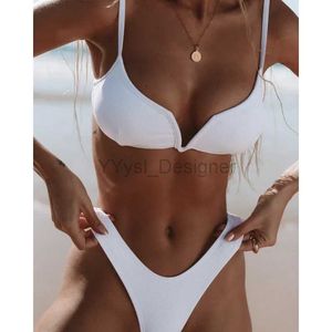 Swimwear féminin Sexy Femmes Brésilien Bikini 2 pièces Set 2023 White V-Neck Push Up Swwearwearwear Summer Swimsuit High Jaming Bathing mail D240429