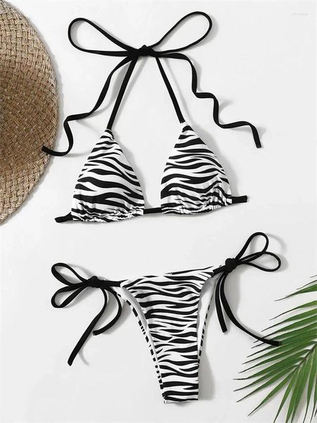 Swimwear féminin Sexy Zebra Bikini à rayures Bikini Femmes Halter Push Up Triangle Swimsuit Brazilian Summer Bathing Fssue Micro 2024 Natation