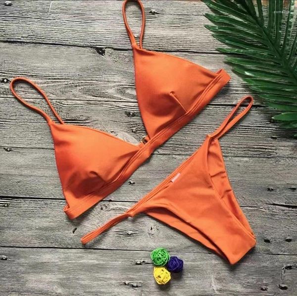 Swimwear de mujeres Triángulo sólido Bikini Bikini Femenino Dos piezas Set Swimsuit Womanale Sexy Women