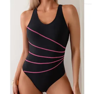 Swimwear féminin Summer Sexy One Piece Suite fermée Femmes Sports Push Up Swimming Wear Body Bathing Costume Beachwear Pool Bather 2024
