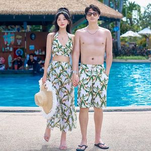 Maillots de bain pour femmes Maillot de bain Couple Green Print Femmes Bikini 3 pièces Ensemble Mens Short Lover's Beach Wear 2024