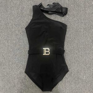 Maillots de bain pour femmes Maillots de bain 2023 Femmes Nouveautés Jarretelles Métal Lettre Ceinture Sexy Noir Slim Bodys Femmes Maillot de bain une pièce Monokini J240131