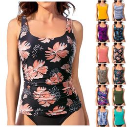 Swimons de maillots de bain pour femmes et maillot de bain Slim Fit Femme Flower Imprimé Bikinis Set Swimsuit 2024 Black Sexy Vacation Tenues Femme