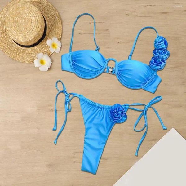 Les maillots de bain féminins sous-à-terre du bikini ensemble 3D Flower Floral Lace with Bandeau Bra Lace-Up Briefs pour Quick