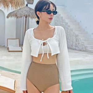 Dameszwemkleding Witte bikini 2024 Koreaanse biquini Gedekte 3 -pack zwempak met shirt met lange mouwen vrouwen hoge taille badpak zomerstrand