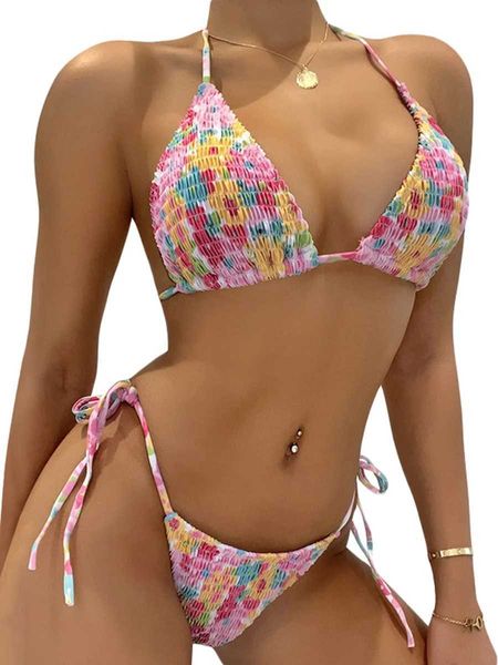 Swimwear féminin Les femmes poussent le bikini ensemble sans malissle suspendue au cou de soutien-gorge floral costumes de femmes shorts de dames rembourrés de maillot de bain y240506