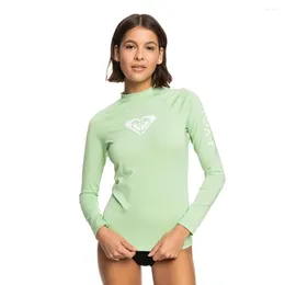 Swimwear pour femmes surf surf, surf surf sur la plongée à manches longues serrées T-shirt flogin skins top protection uv protection natation rashguard