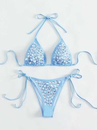 Maillots de bain pour femmes Femmes de luxe strass maillot de bain bleu deux pièces bikini ensemble sexy col en V sangle maillot de bain été plage costume J240319