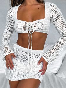 Dameszwemkleding Wsevypo 2 stukken Hollow Out Crochet Knit Sets Women Beach Wear Bikini Cover-Ups Lange Mouw Tie-up Crop Tops+Sarongs Mini Skirts Y23