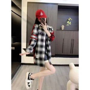 T-shirt pour femmes Automne Broidered Puppy Ab Face Plaid Spliced Mabed Low Migh Median Small Top Ins